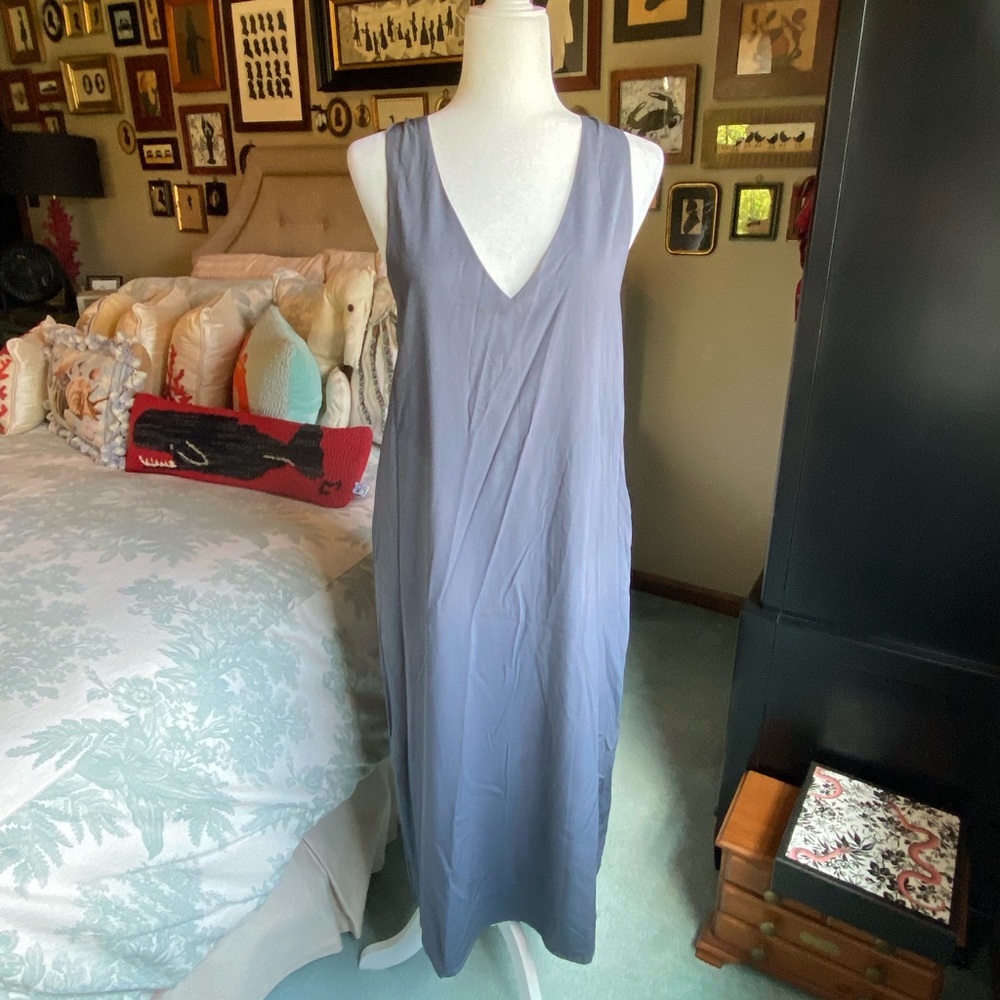 NWOT Mod Ref Midi Dress, Unique Back Top